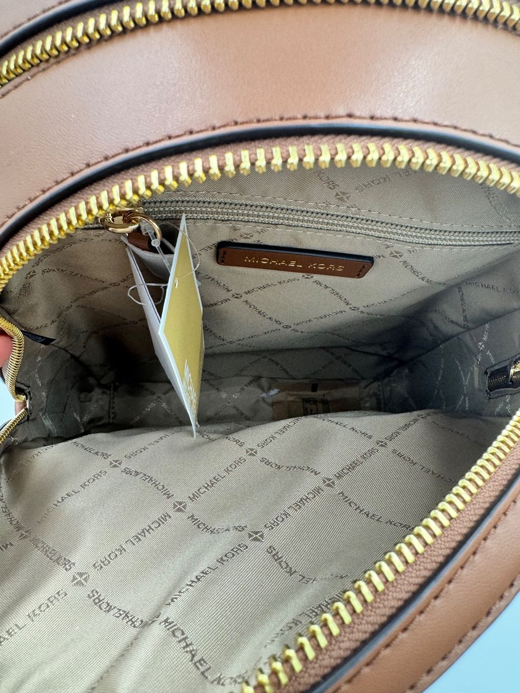 Michael Kors Zaini: Michael Kors Rucksack vanilla – Nuovo e nell'imballaggio originale da Wiedlisbach venduto da Sistershop 4