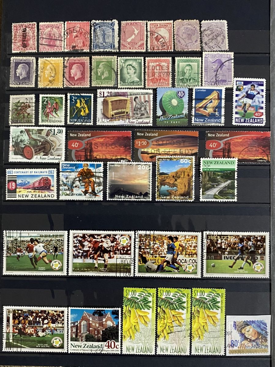 Tutti i francobolli: Timbres -   Nouvelle-Zélande – Usato da Petit-Lancy venduto da Solcarm