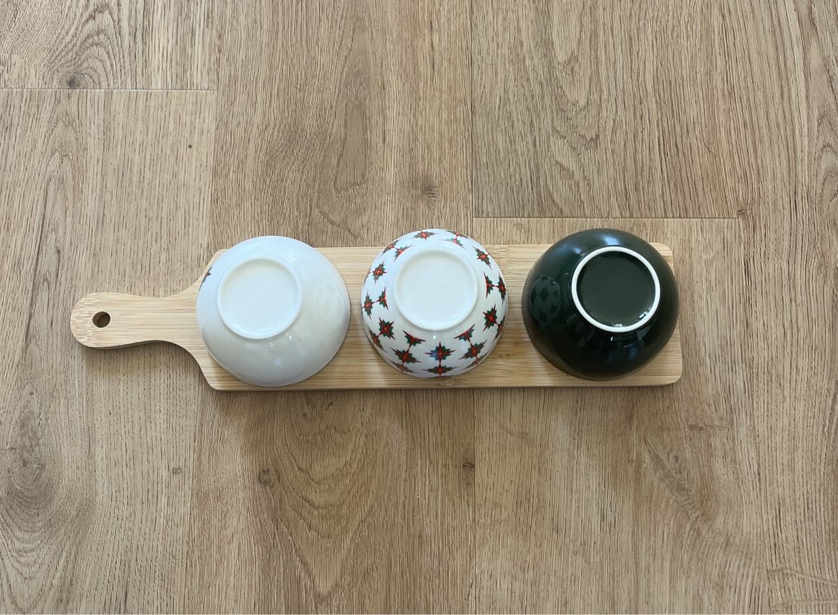 Coupes: Set planche et bols apéritifs  – Neuf avec emballage d'origine à Genève par rez_c6c6 3
