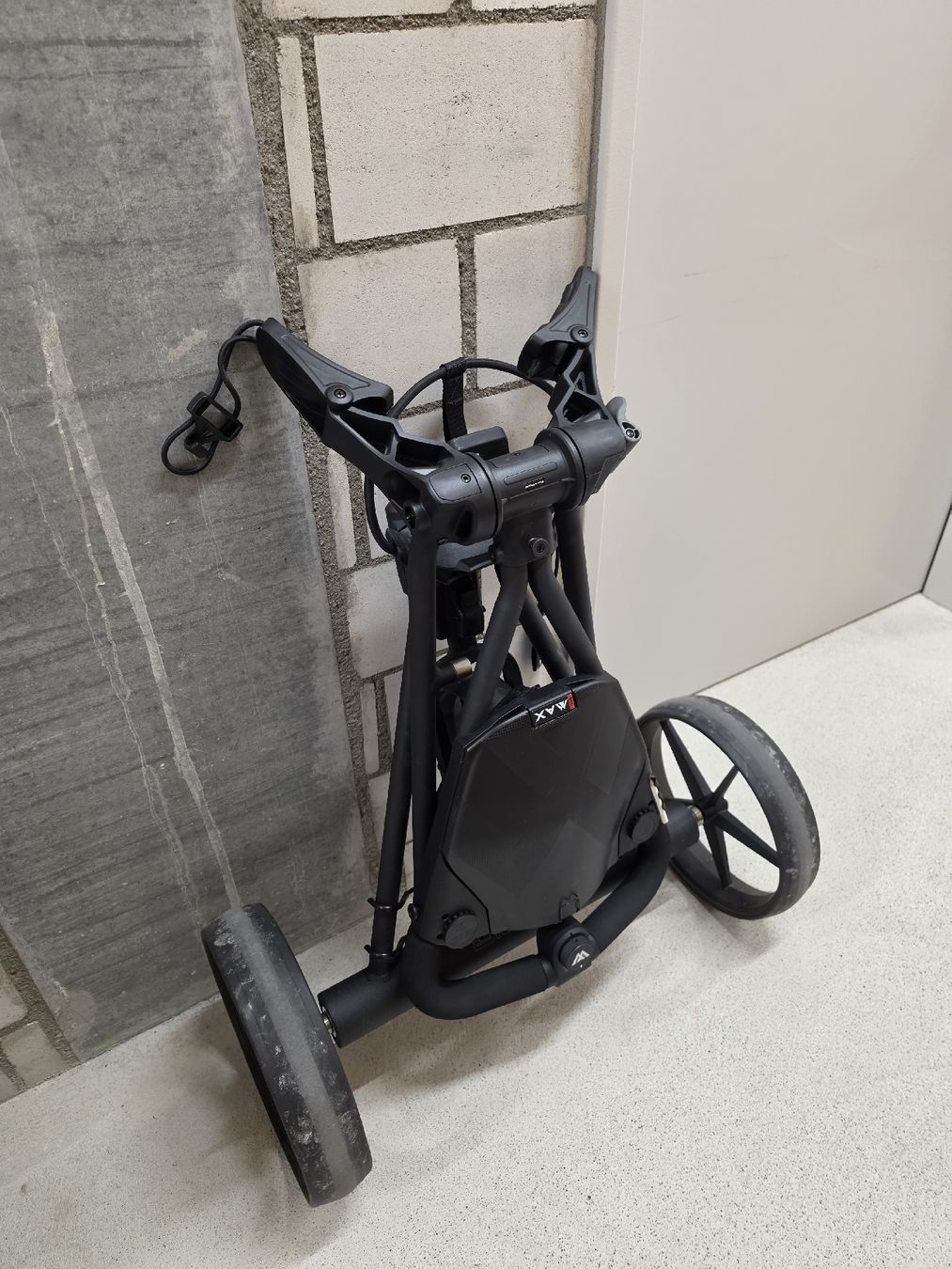 Big Max Trolleys: BIG MAX e-Ti Elektrotrolley Phantom Black + BIG MAX Dri Lite – Gebraucht aus Immensee von Bonsai_Golf 6