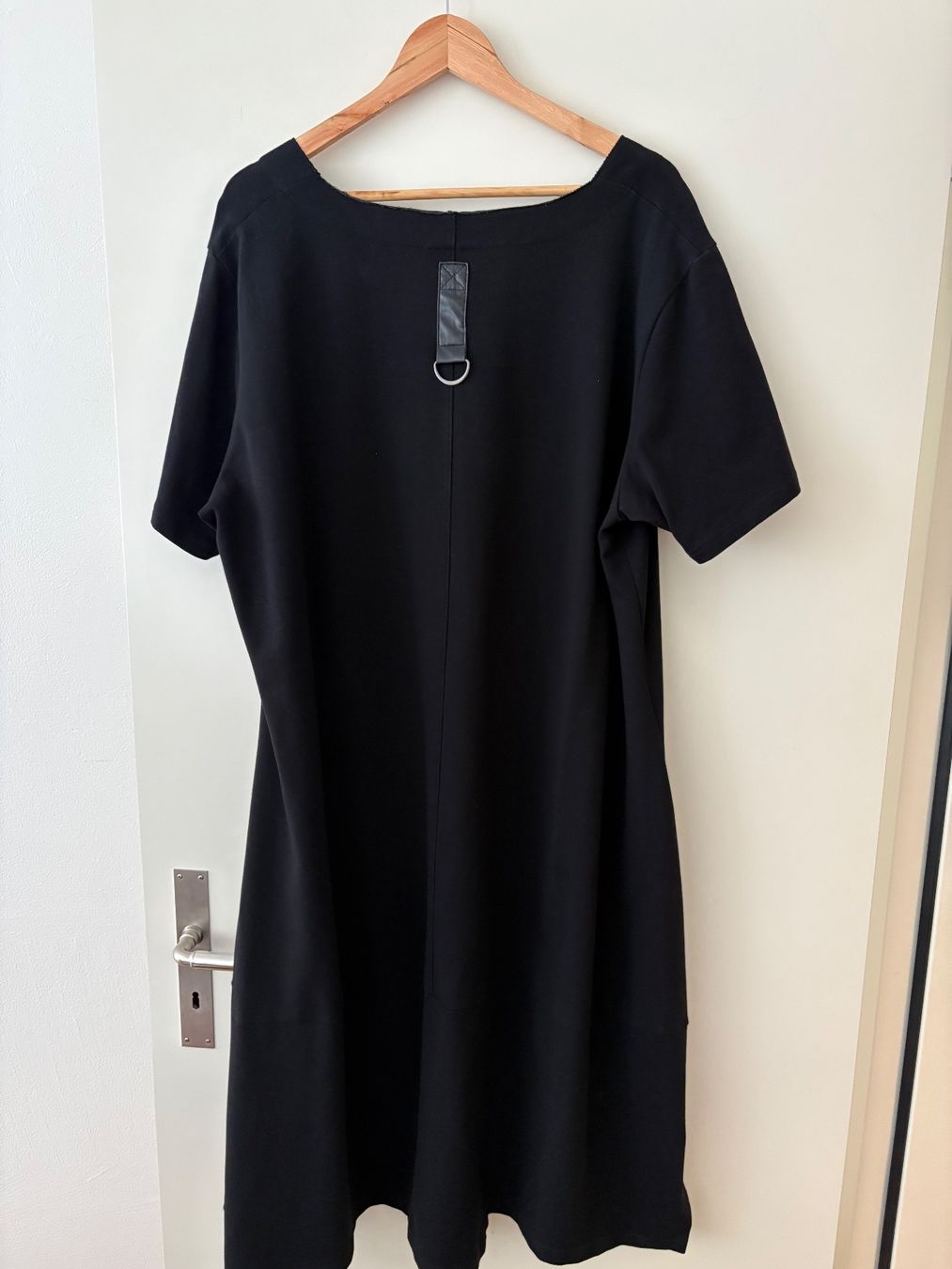 Vestiti: Kleid von NÖR – Usato da Bäch SZ venduto da Dackel007 1