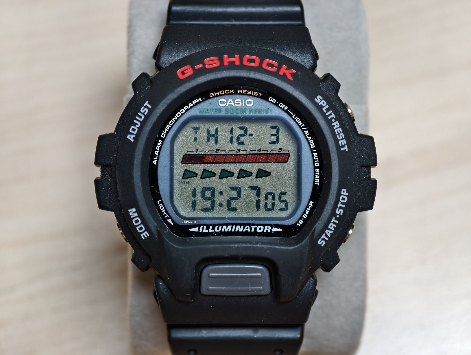 Casio Orologi: CASIO G-SHOCK DW-6600-1VZ  – Nuovo (secondo la descrizione) da Ringgenberg BE venduto da Tantal15125