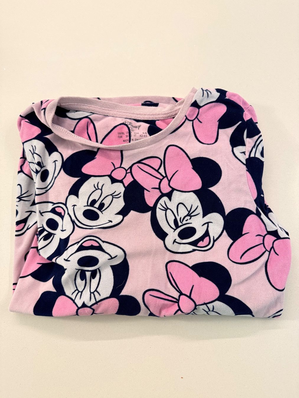 Maglioni & Felpe: Damen Pullover mit Minnie Maus Motiv, Grösse S – Usato da Wollerau venduto da falkenauge444 1