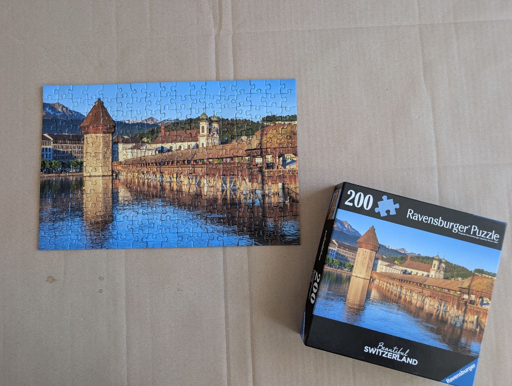 Ravensburger Puzzle: 3x Ravensburger Puzzle 200pc Beautiful Switzerland – Usato da Bassersdorf venduto da isnotyourname 1