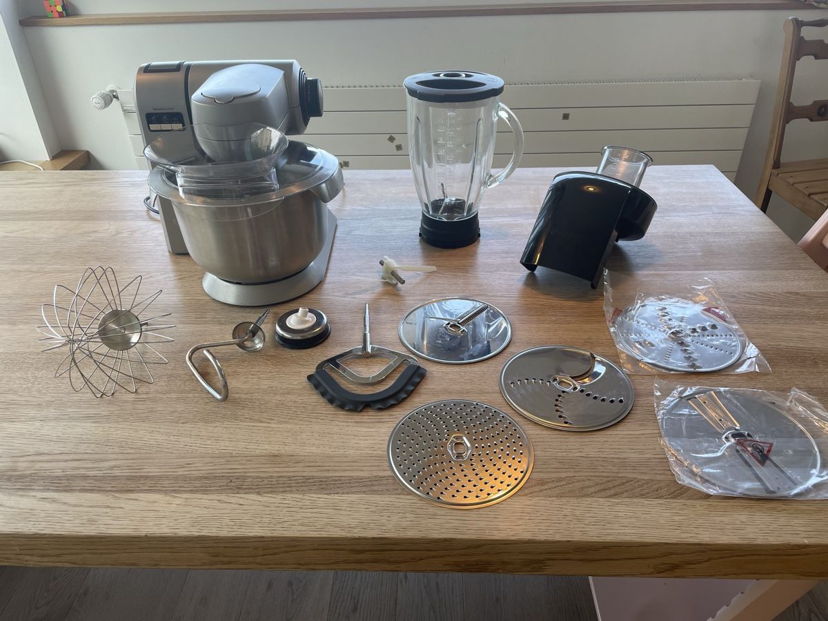 Bosch Elettrodomestici da cucina: Bosch MaxxiMum Küchenmaschine – Usato da St. Gallen venduto da samweis80 3