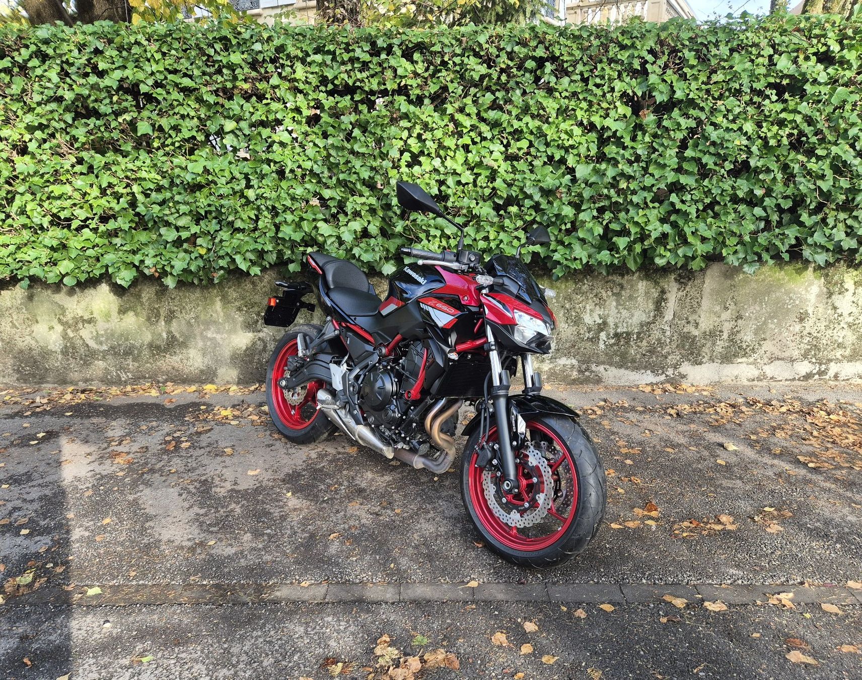Kawasaki Strada: KAWASAKI Z 650 – Usato da Yverdon-les-Bains venduto da MotoMark 3