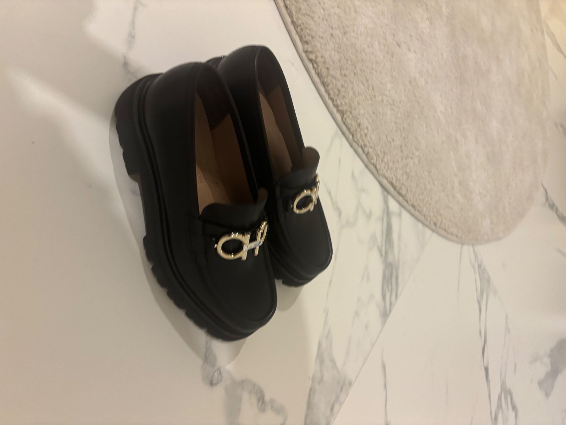 Salvatore Ferragamo Damenschuhe: Ferragamo loafers – Gebraucht aus Cham von helike 1