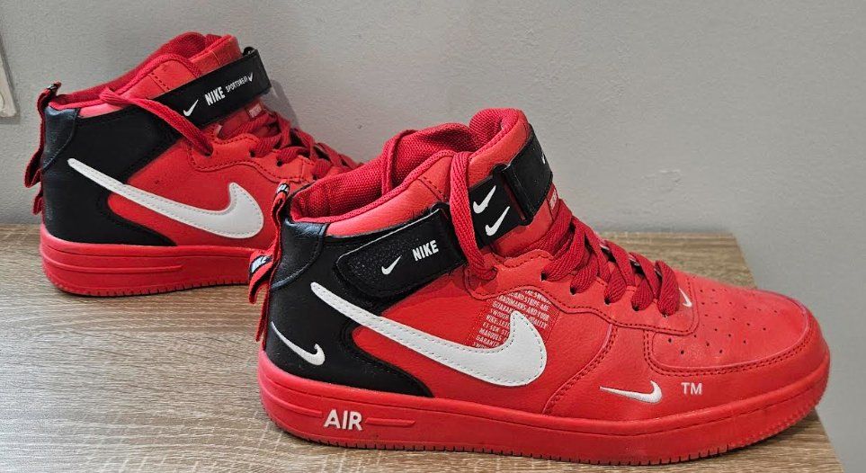 Nike Scarpe da uomo: Baskets Nike Air Force 1 Mid Rouge Noir Taille 43 – Usato da Etoy venduto da vin_hss9