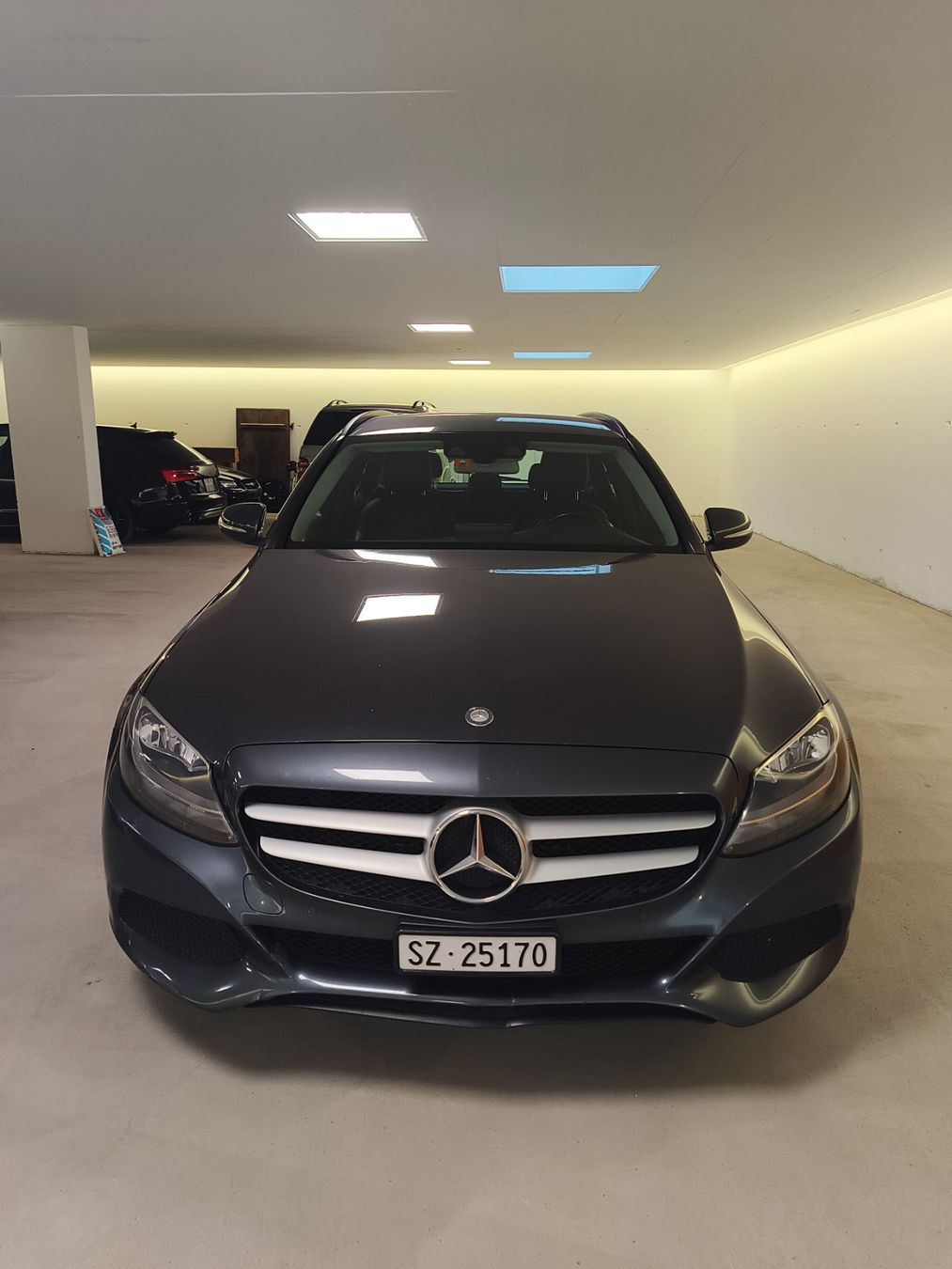Mercedes-Benz Automobili: Mercedes-Benz C-220 – Usato da Pfäffikon SZ venduto da sch_s7zw