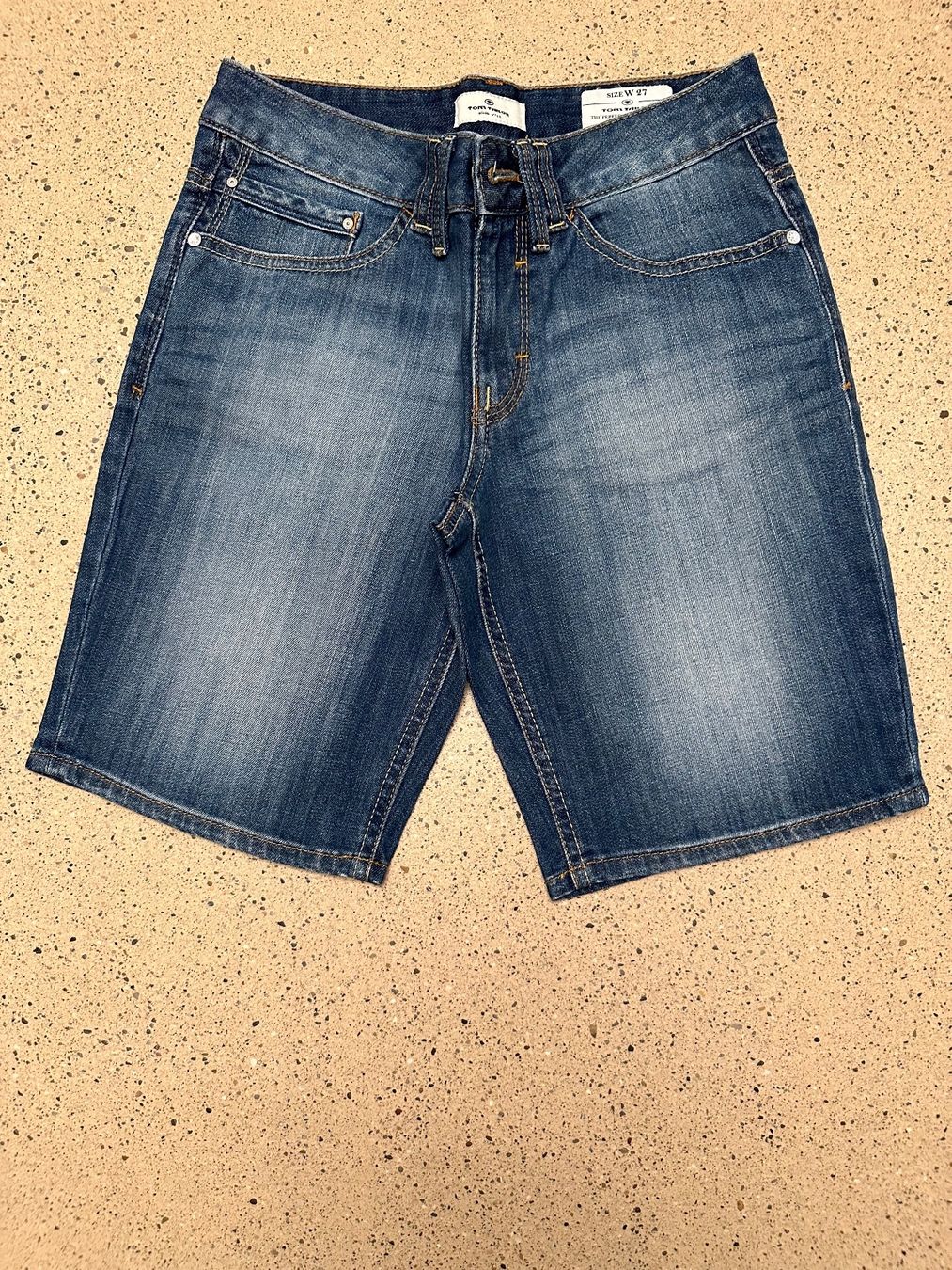 Tom Tailor Jeans: Jeans Shorts Tom Tailor Grösse 27 – Gebraucht aus Winterthur von AngiDi
