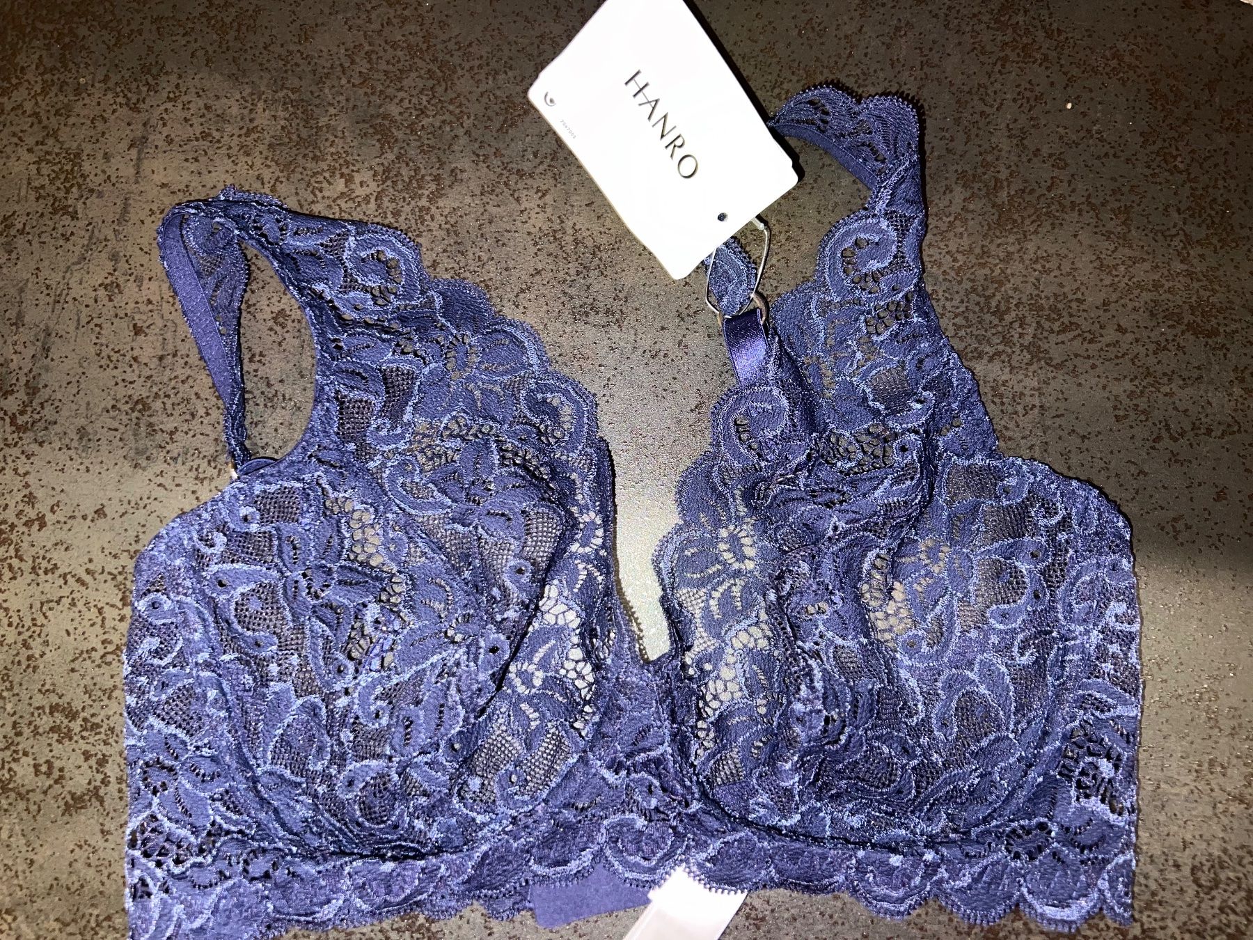 Hanro Altra biancheria intima: BH HANRO 75c neu – Nuovo (secondo la descrizione) da Dornach venduto da samuti