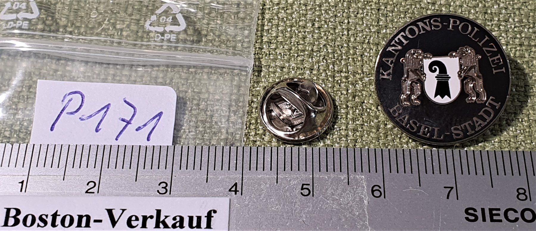 Placchette & Badge: P171 - Pin Kantons-Polizei Basel-Stadt – Usato da Reinach BL venduto da Boston-Verkauf 1