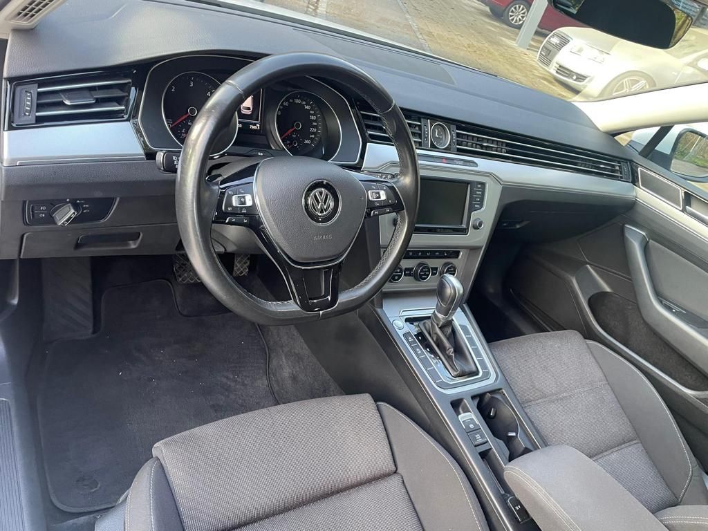 VW Automobili: Volkswagen Passat V 2.0 D – Usato da röschenz venduto da NoFear02 3