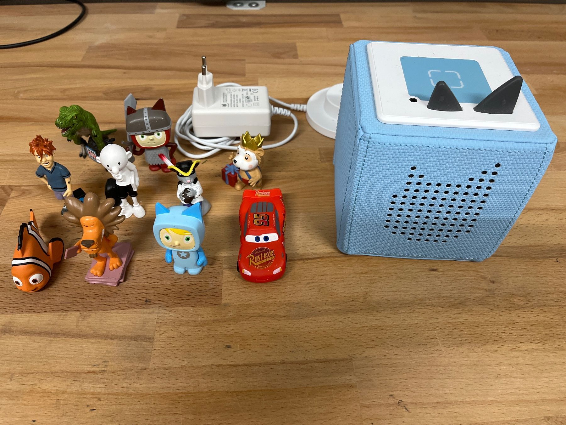 Toni Box inkl. 10 Figuren (Gebraucht) in für CHF 154 – mit Lieferung ...