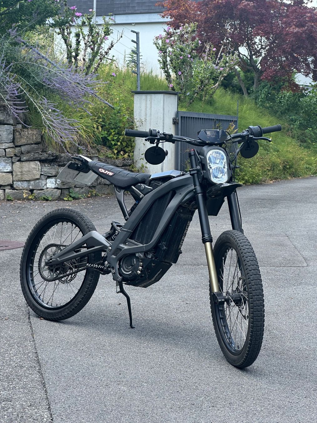 Sur-Ron Strasse: Surron Light Bee – Gebraucht aus Kriens von draussen-zu-hause