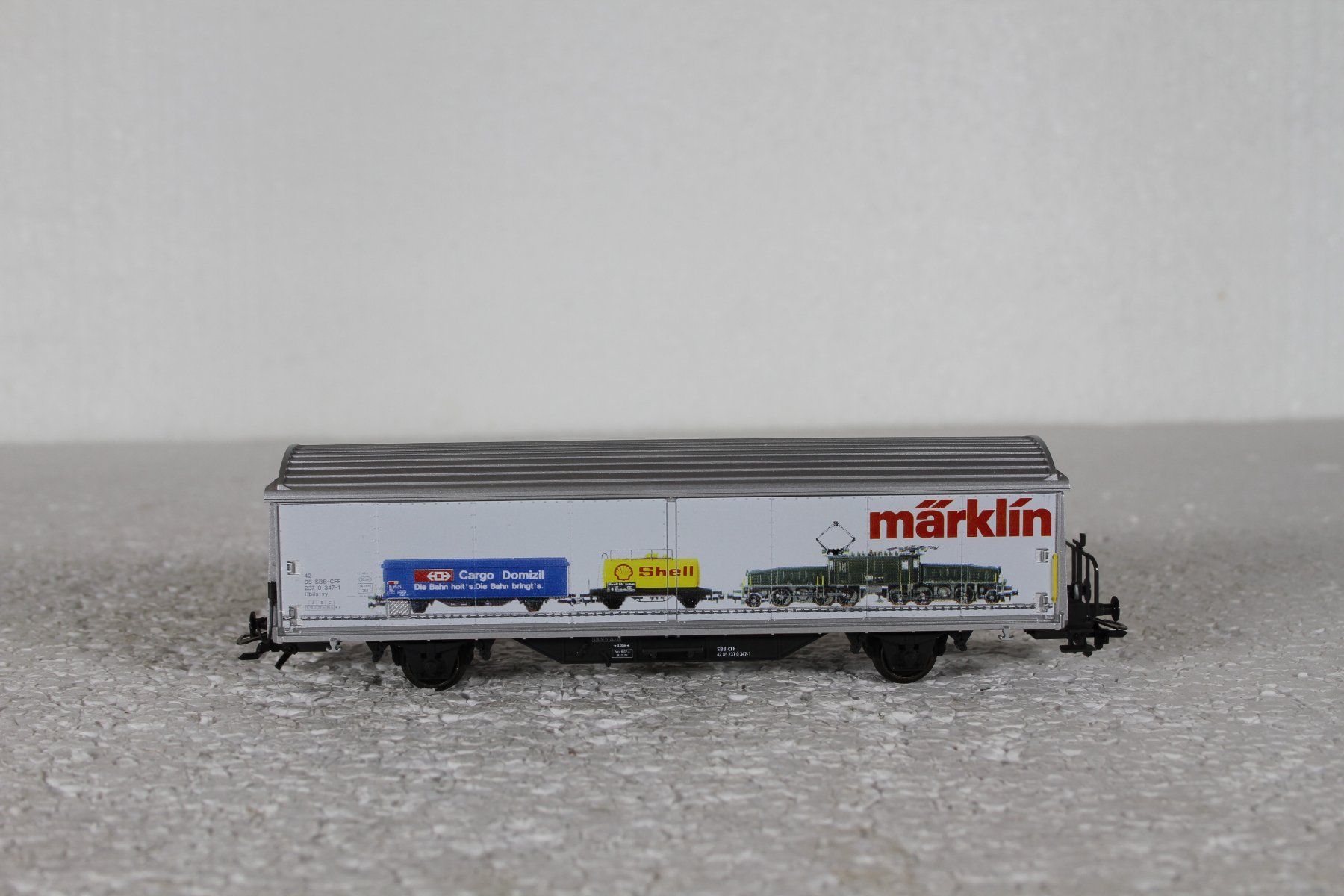 Märklin Modelleisenbahnen: Märklin SBB Krokodil, Re 460 – Gebraucht aus Triesen von gleis8 3