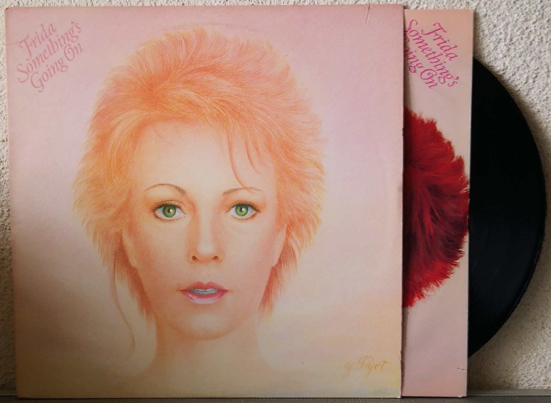Dischi in vinile: FRIDA - SOMETHING IS GOING ON - LP – Usato da Greifensee venduto da scharmant