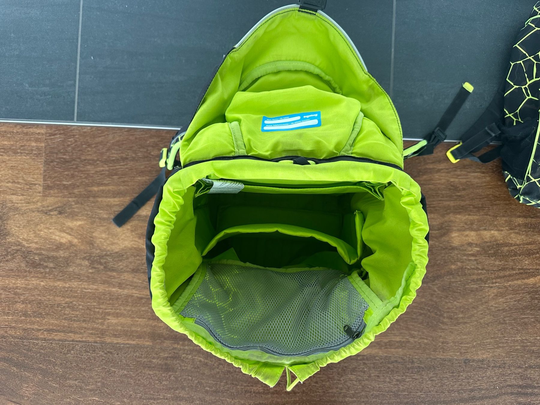 Ergobag Borse & Zaini: Ergobag schwarz gelb guter Zustand – Usato da Au ZH venduto da ret_v2g6 1