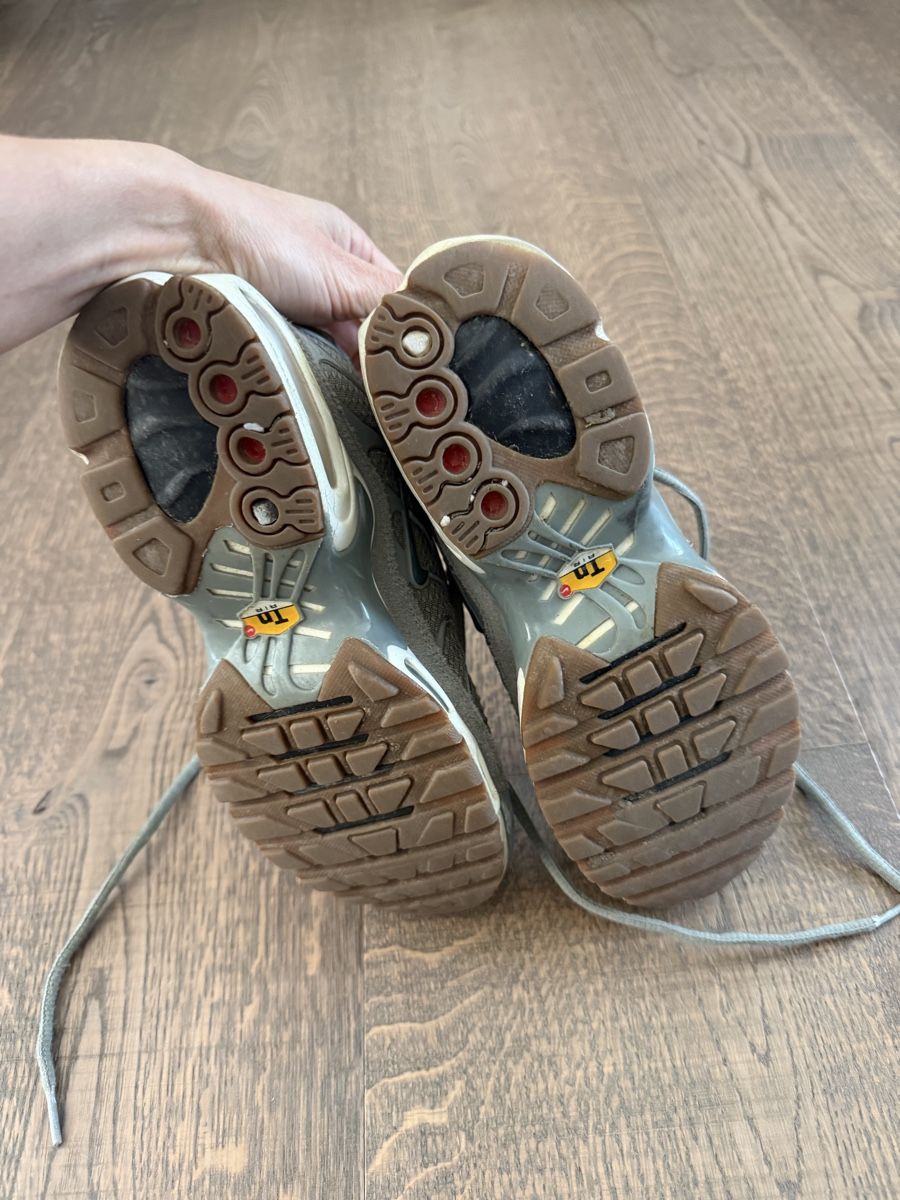 Nike Scarpe da donna: Nike Air Max Plus Running Shoes – Usato da Herrliberg venduto da Tubalp 2