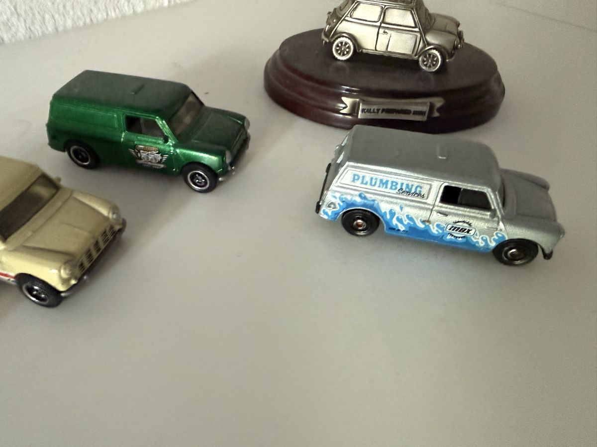 Modellbausätze & Standmodelle: Modellautos Mini Marque Models Set 4 Stück gebrauchter Zusta – Neu (gemäss Beschreibung) aus BASEL von zum_schneugge 1