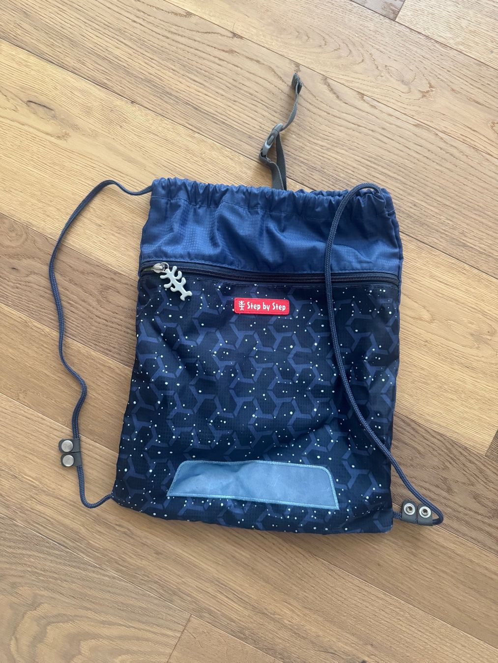 Allestimento di negozi e stand fieristici: Step by Step Schulrucksack inkl. Turnsack und Etui – Usato da Horgen venduto da JekerZurich 7