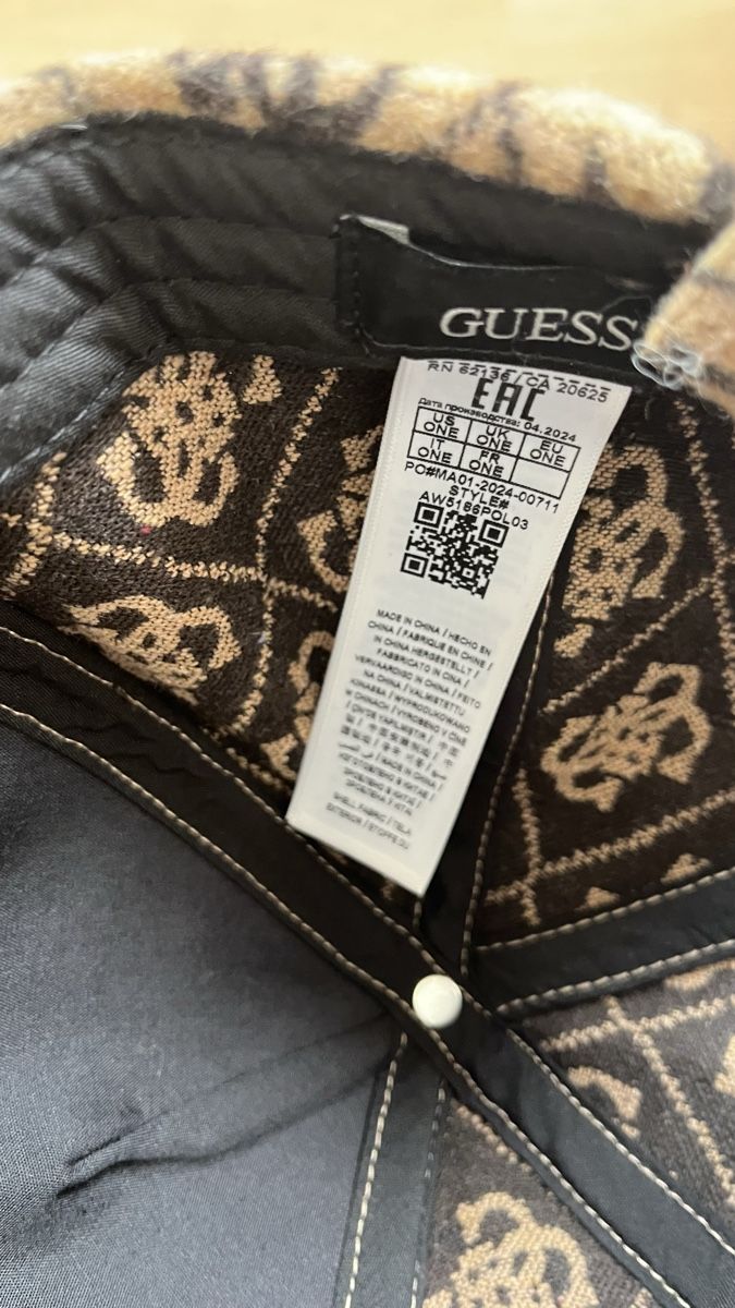 Guess Altro in  Abbigliamento & Accessori: Guess Cap Brown Pattern One Size - great condition  – Nuovo (secondo la descrizione) da Unterägeri venduto da sar_vf25 2