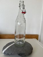 Alte Bügelflasche, Glasflasche, Wein- oder Saftflasche 49