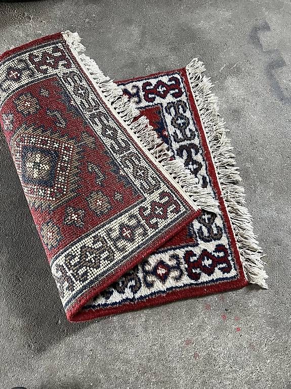 Teppiche: Teppich  – Gebraucht aus St.Gallen von Piran65 2