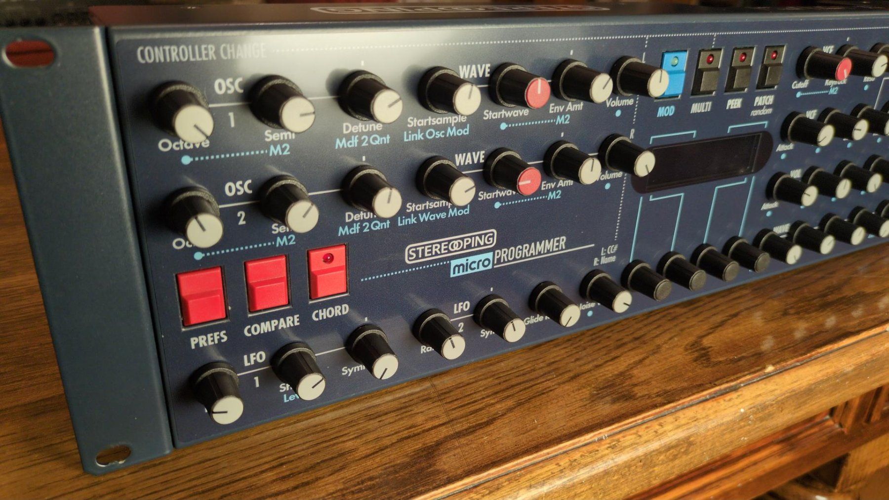 Waldorf Strumenti musicali: Waldorf Microwave rev. A + Stereoping Synth Programmer – Usato da Vevey venduto da OddEcho 7