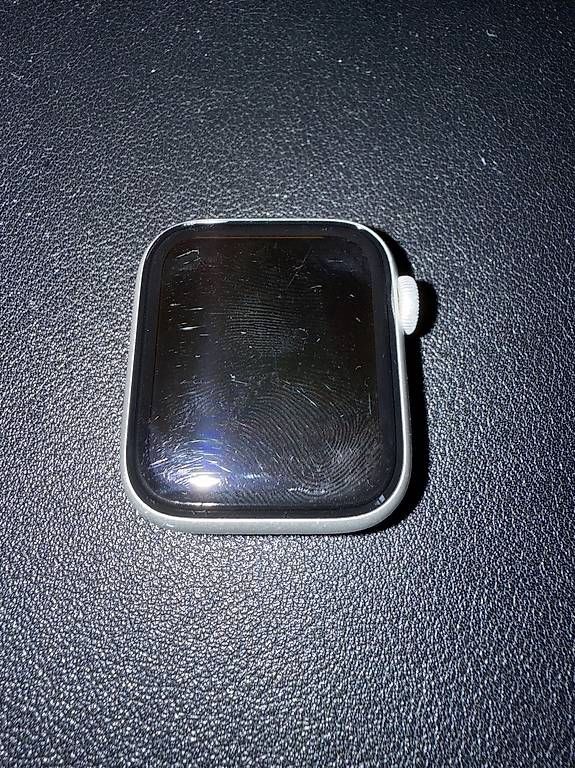 Smartwatch: Apple Watch Series 6 / 40mm / Aluminium & Ceramic Case – Usato da Hinwil venduto da AnabelBurkhalter 2