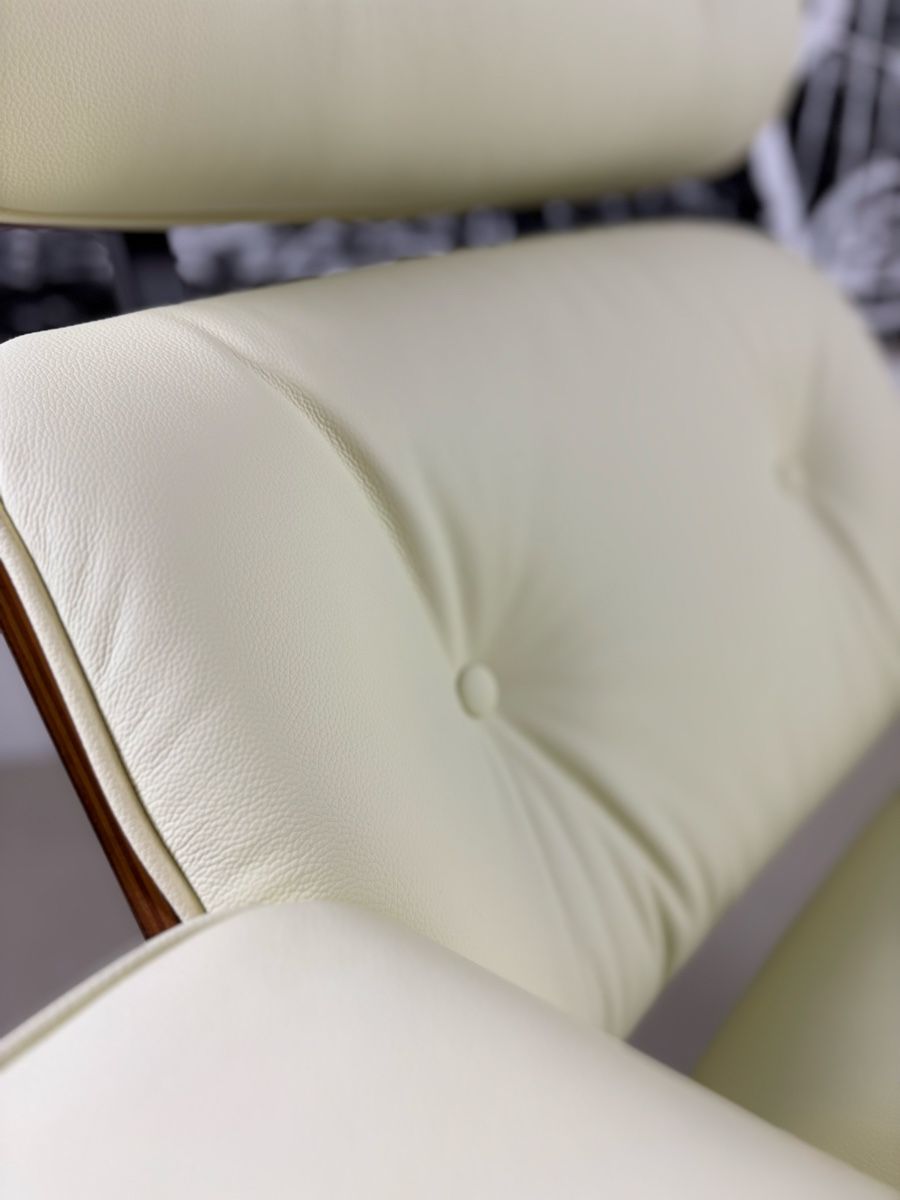 Poltrone: Lounge Chair mit Ottoman Echtleder Ivory – Nuovo (secondo la descrizione) da Münchenstein venduto da AndreHaus 5