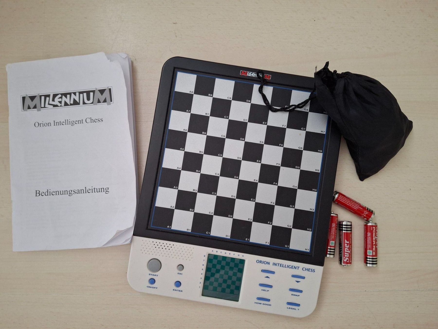 Giochi: Orion Schachcomputer Millennium, diverse Spiele – Usato da Walterswil SO venduto da mel_5b2h 1