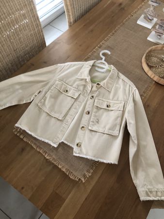 Zara Jacke beige. Gr. S. Neu!