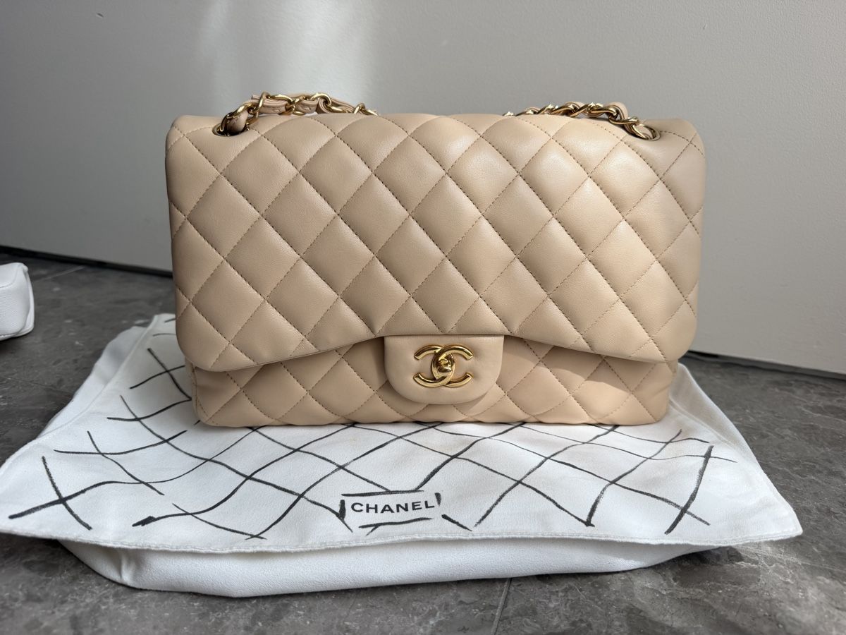 Chanel Sacs femmes: Chanel classic maxi flap – Neuf (Voir description) à Paradiso par Under_sun