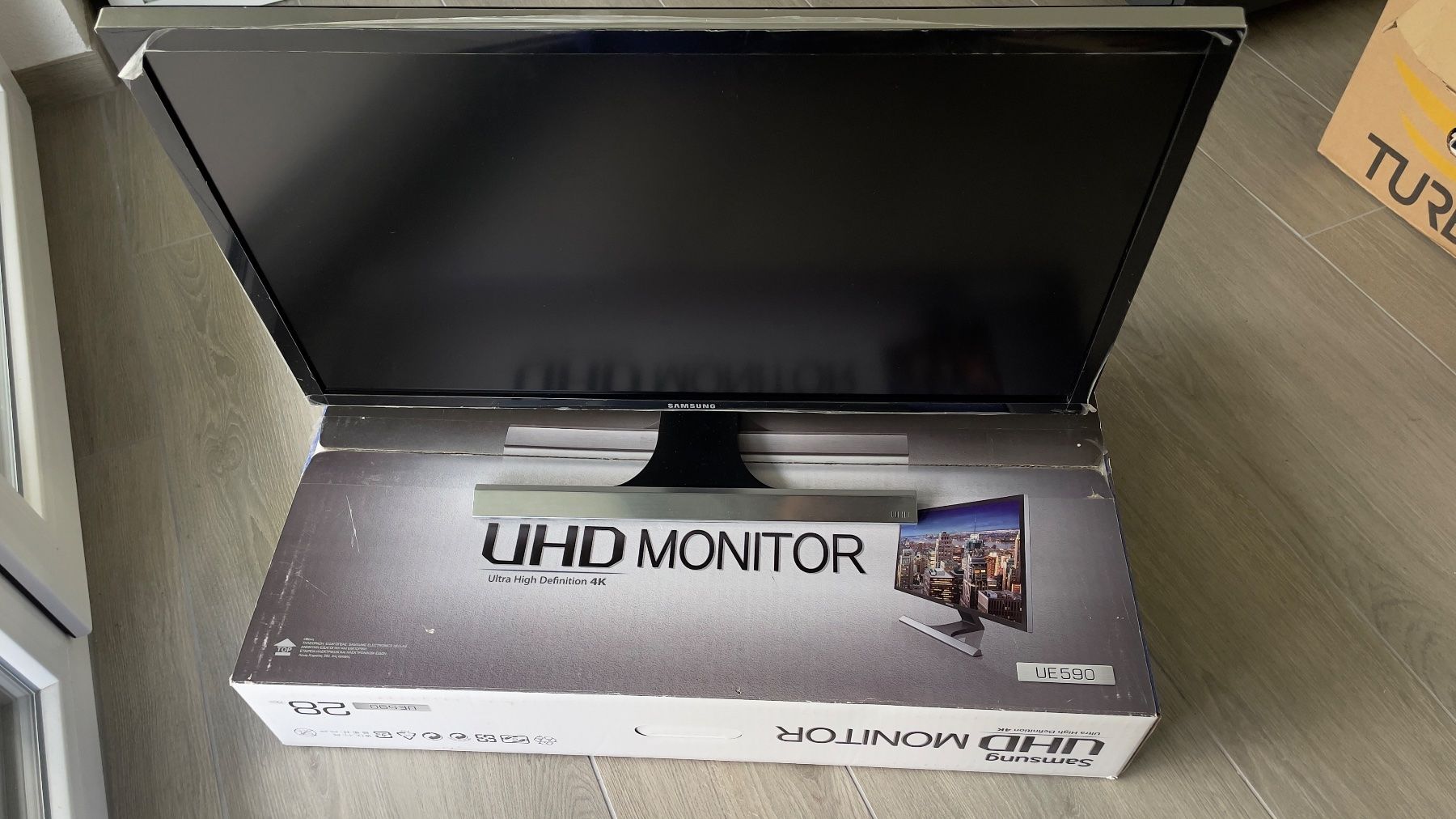 Samsung Monitore: Ecran Samsung 4k60fps – Neu (gemäss Beschreibung) aus Courroux von jus_rs5n