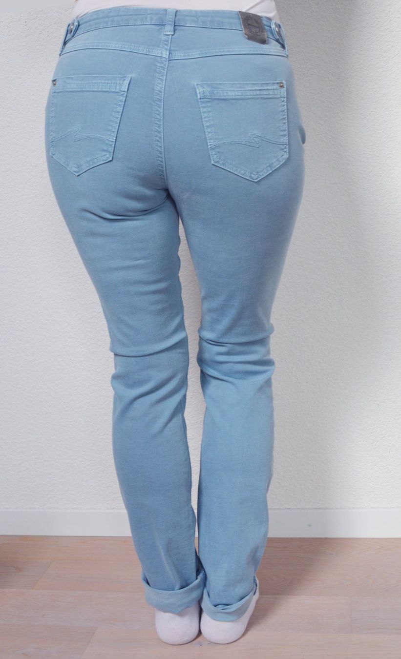 Jeans: Hellblaue, leichte Damen Jeans von Street One – Usato da Niederhasli venduto da littledrop 1