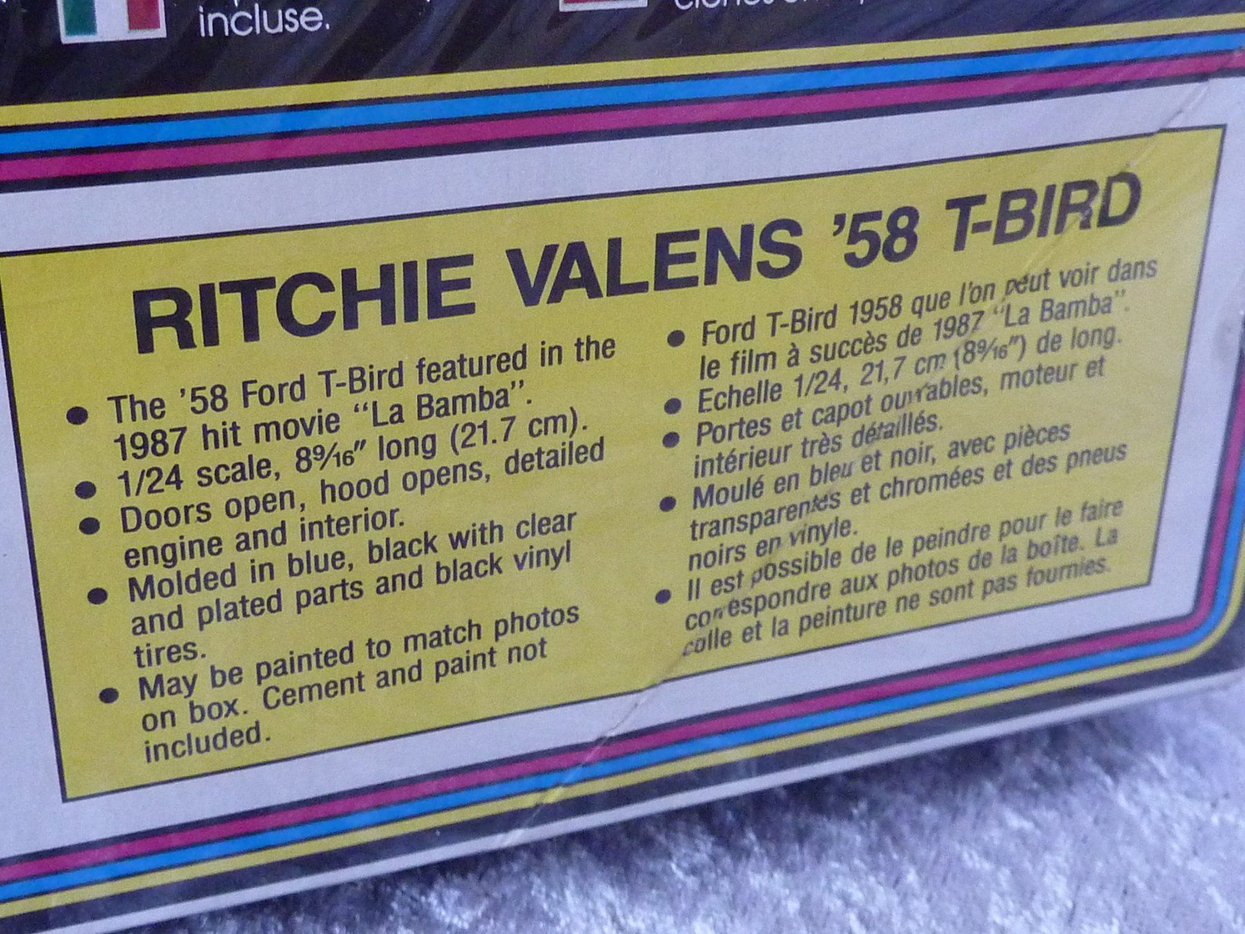 Ford Modellini d'auto: Ritchie Valens 58 T-Bird 1:24 – Nuovo e nell'imballaggio originale da Dürrenäsch venduto da modellautos4you 2