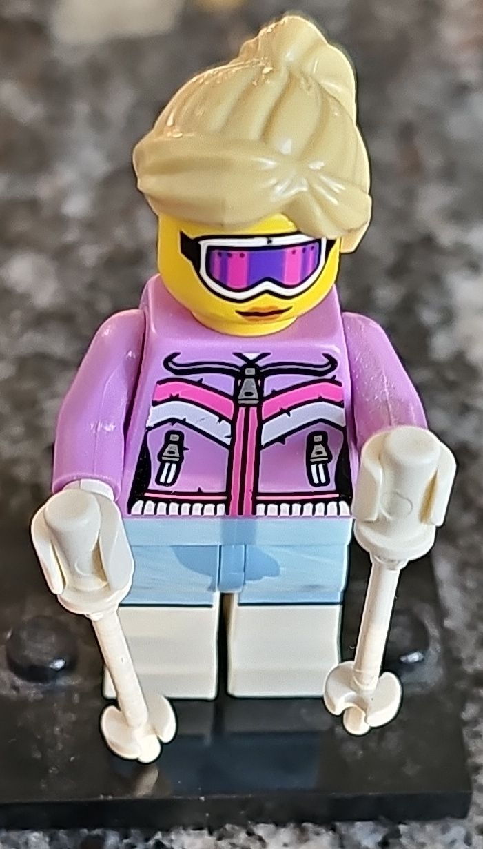 Lego Statuette: Lego Figur Skifahrerin Winter – Nuovo (secondo la descrizione) da Basel venduto da ros_hc58 1
