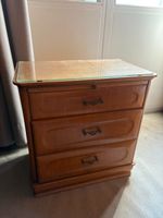 2x Vintage Nachttische Holz mit Glasabdeckung