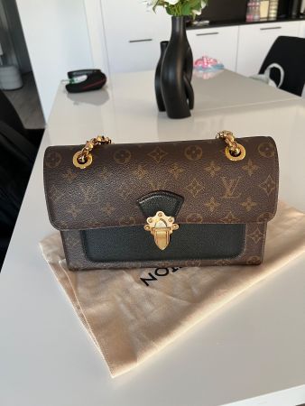 Sac Louis Vuitton, modèle Victoire