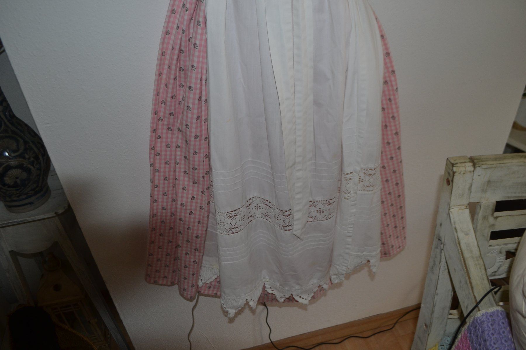 Vestiti: Dirndl Rosa Gr. 38 Baumwolle – Usato da Laupen ZH venduto da chefdom 3