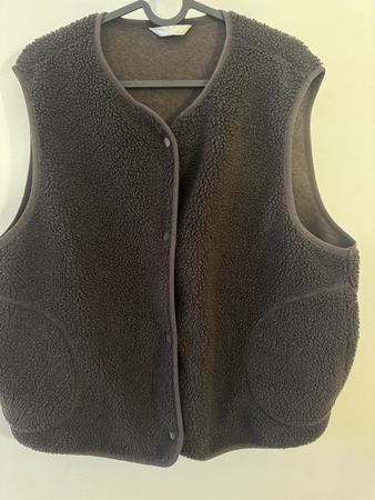 Dunkelbraunes Teddy Gilet 