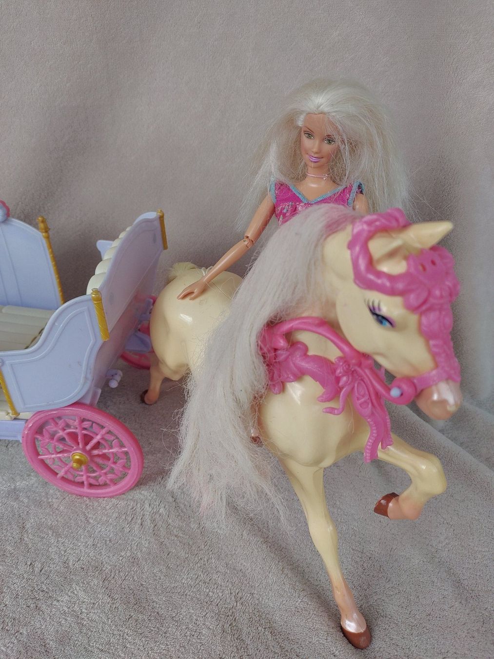 Giocattoli: Kutsche, Pferd und Barbie – Usato da Strengelbach venduto da Phorensic_30 1