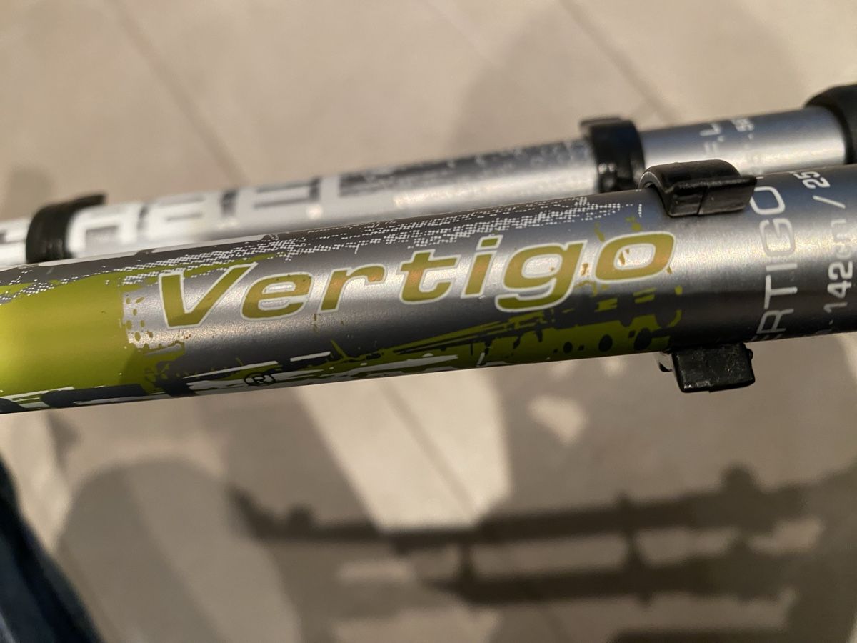 Bastoncini da trekking: Wanderstöcke GABEL Vertigo – Usato da Hombrechtikon venduto da Loollaan 3