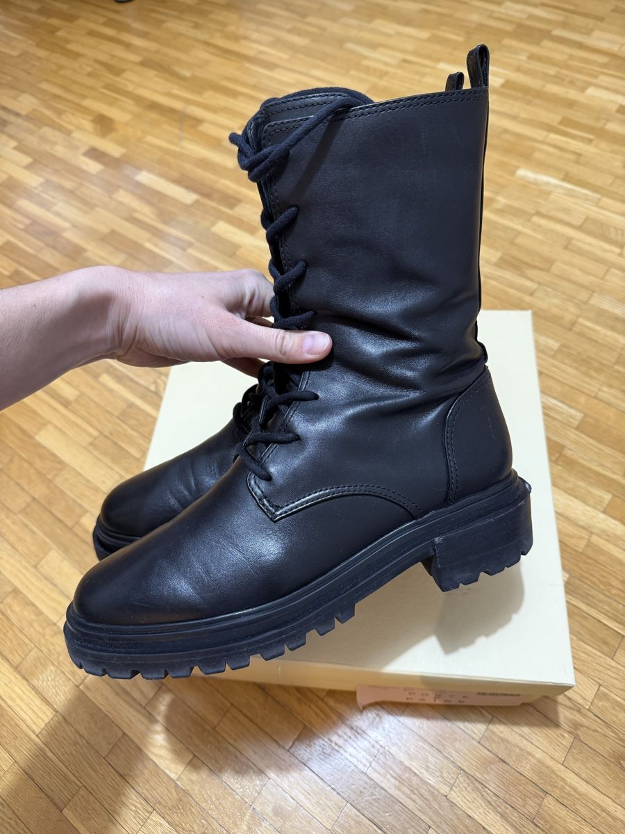 Scarpe da donna: Porte & Paire boots s.40 – Usato da Nyon venduto da dasha107 2