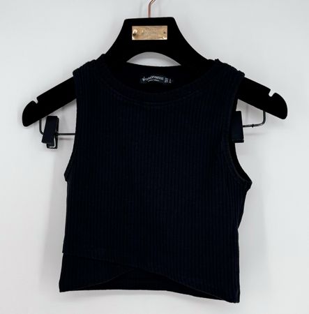 # WOMAN - Crop Top Gr. S - STRADIVARIUS #