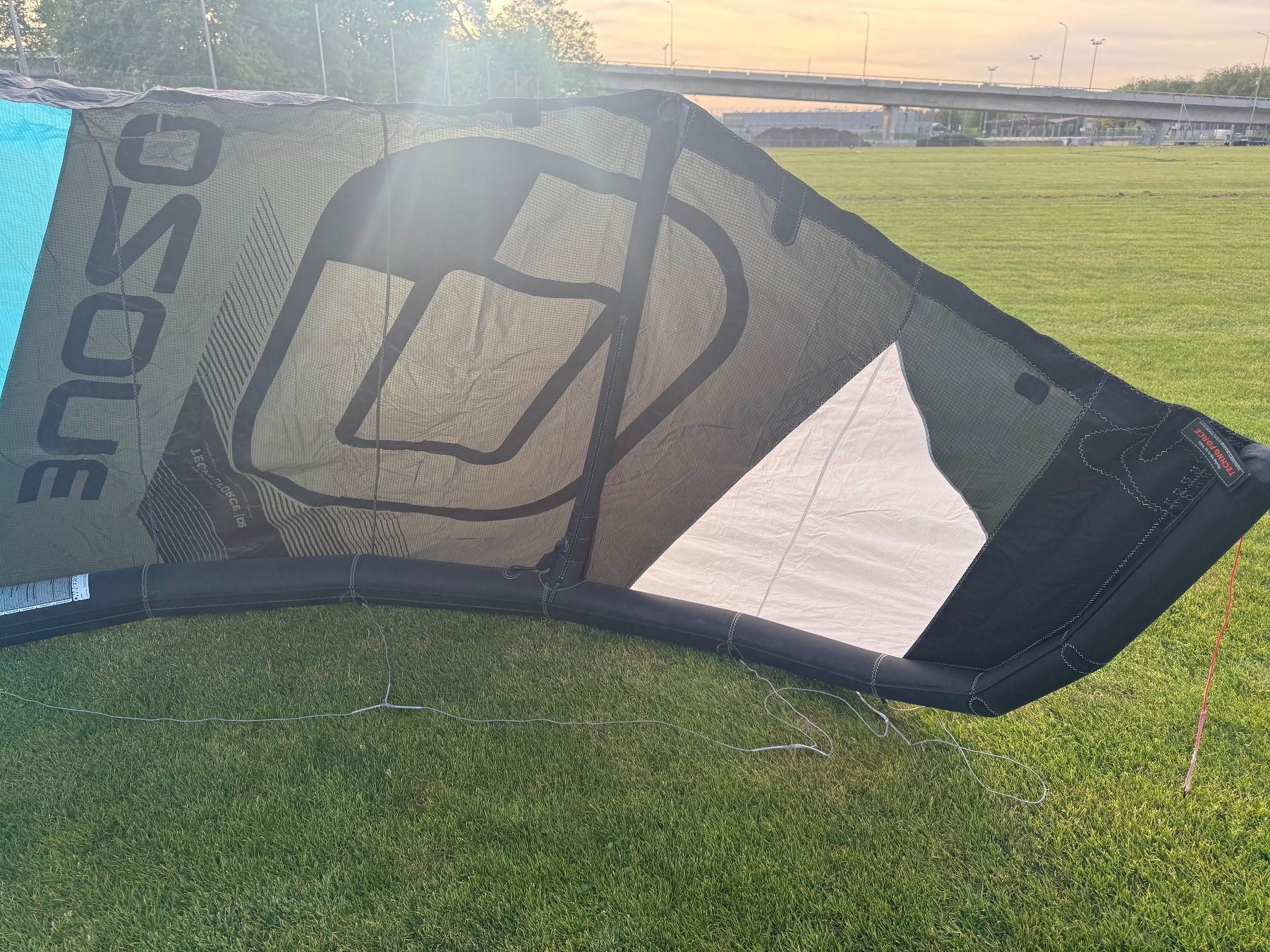 Ozone Kite: Ozone Reo V3 9m - Wavekite, gutmütig & einsteigerfreundlich – Gebraucht aus Zürich von vincent.clifford 3