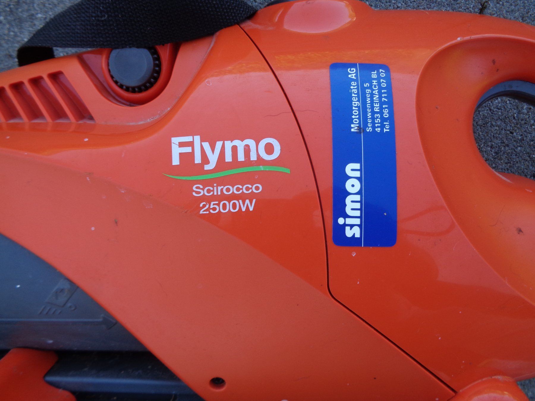 Flymo Soffiatori & Aspiratori per foglie: Flymo Scirocco 2500 W elektr. Laubsauger u. Bläser – Usato da Langenbruck venduto da Gumsi 1