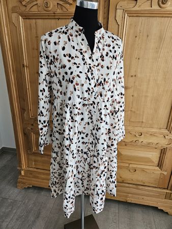 schönes Kleid, Leoprint