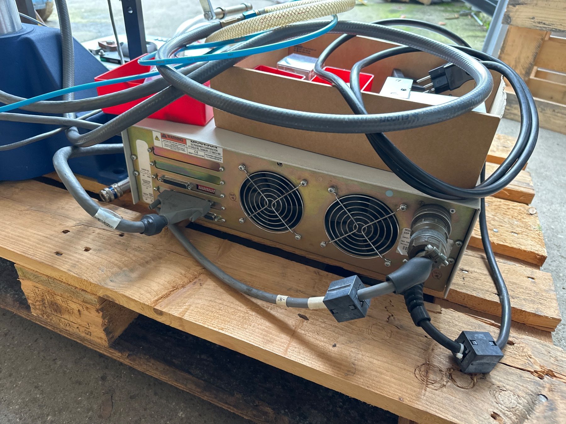 Tutte le macchine: Branson 2000 sed Ultrasonic Actuator Ultraschallgenerator – Usato da Necker venduto da liq24 2